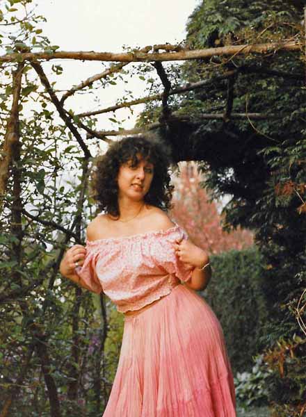 Laura at The Old School, 1985